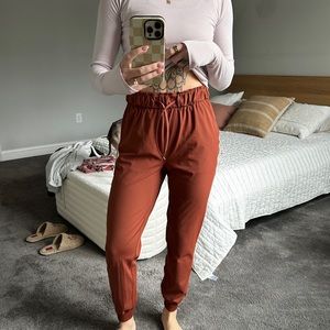 Lululemon joggers